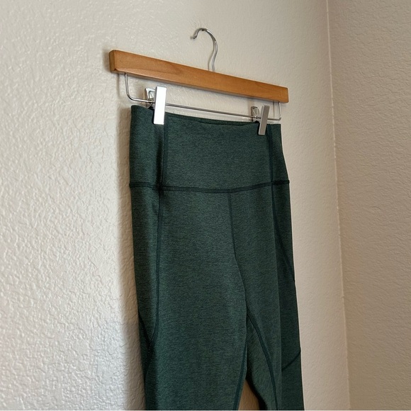Outdoor Voices Women’s Heathered Hunter Green Warm Up Leggings, Size Small - Picture 4 of 11